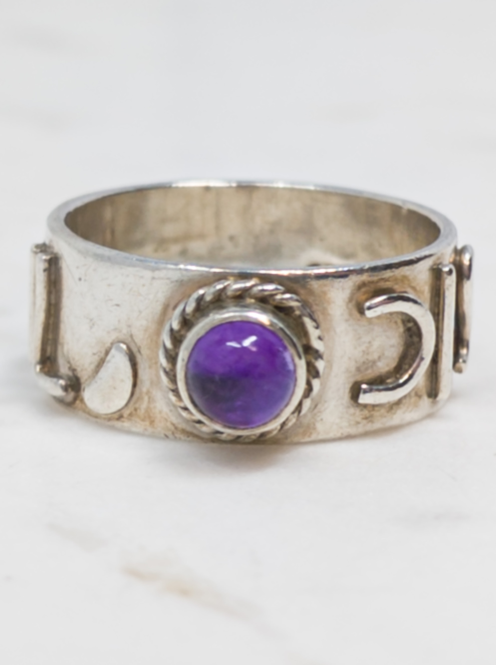 925 Sterling Amethyst Wide Band Ring w/ Abstract Cutout Design, Sz 7